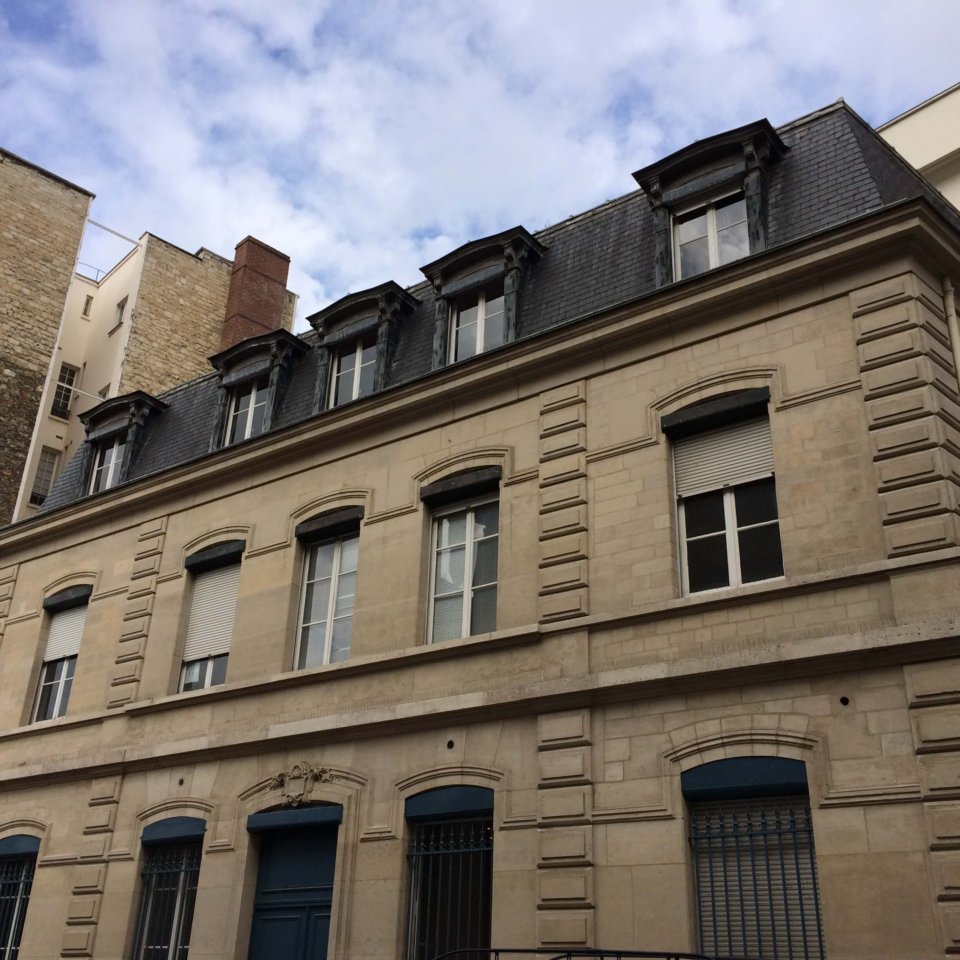 Rénovation école management paris